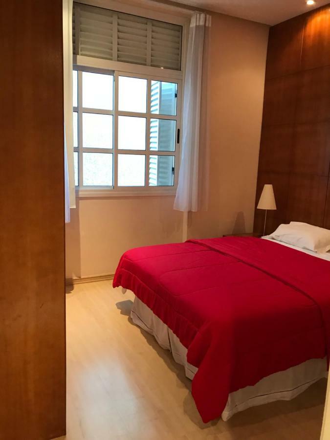 Residencial Com Servicos 45 Metros Decorado Com Sala, Suite E Cozinha Na Quadra Da Praia De Copacabana 리오데자네이루 외부 사진